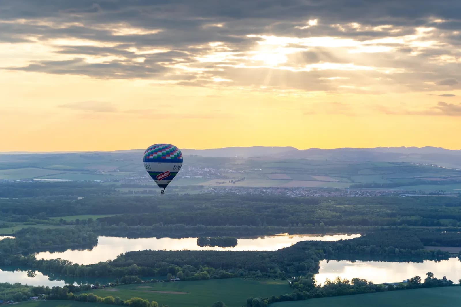 Úsvit nad BalonCentrem